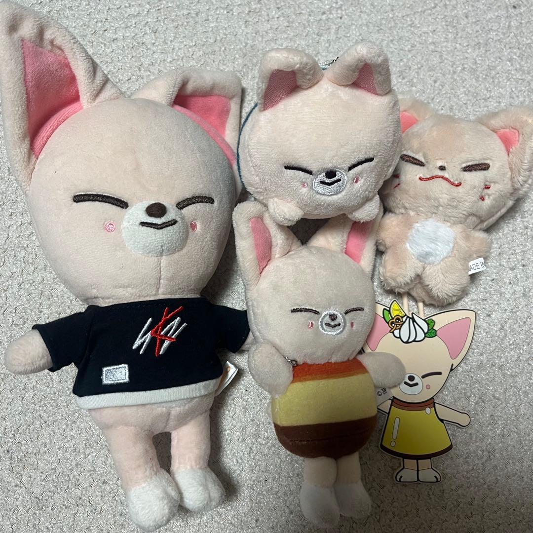 アイエン フォクシニー ぬいぐるみ straykids FoxINy ぬい - メルカリ
