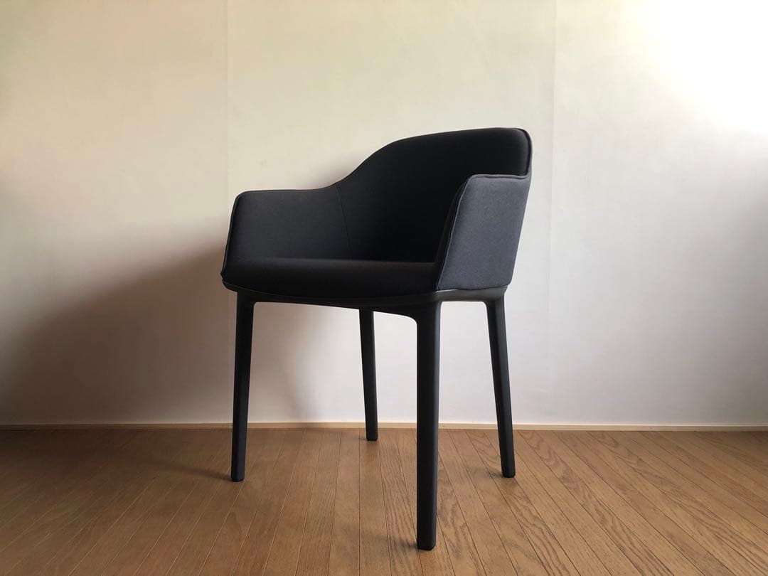 Vitra ヴィトラ ソフトシェル アームチェア ① ロナン&エルワンブルレック