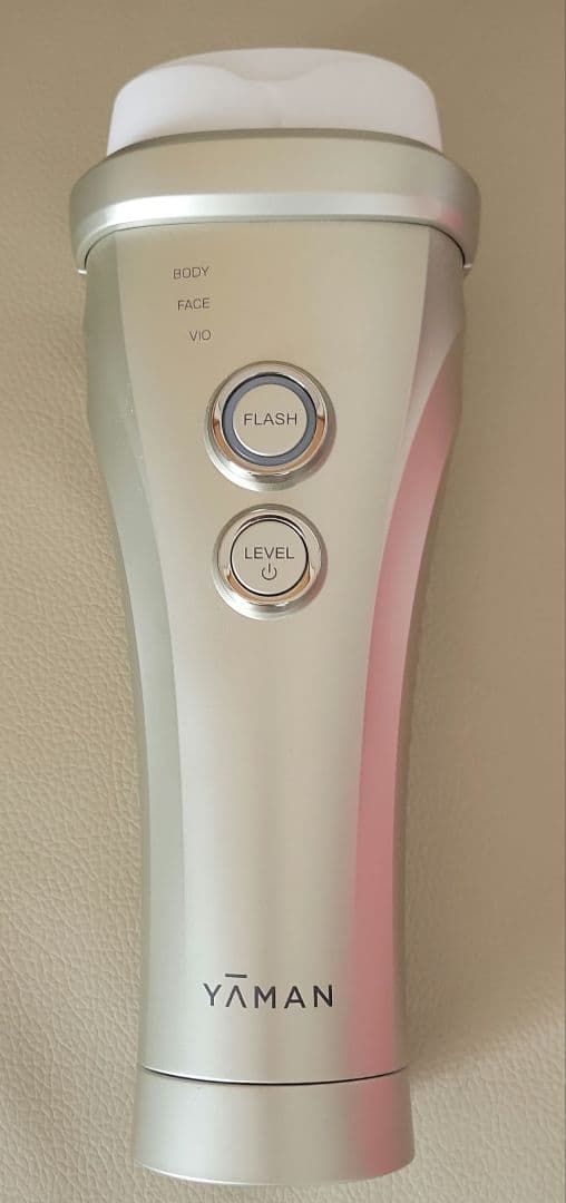 【ヤーマン/YA-MAN】レイボーテヴィーナスとGUCCIバケットハット