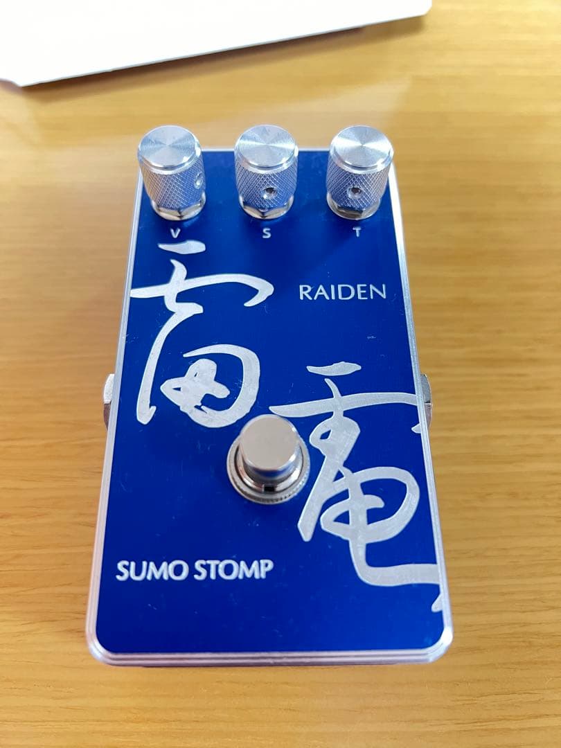【美品】雷電　 Sumo Stomp ギターエフェクター