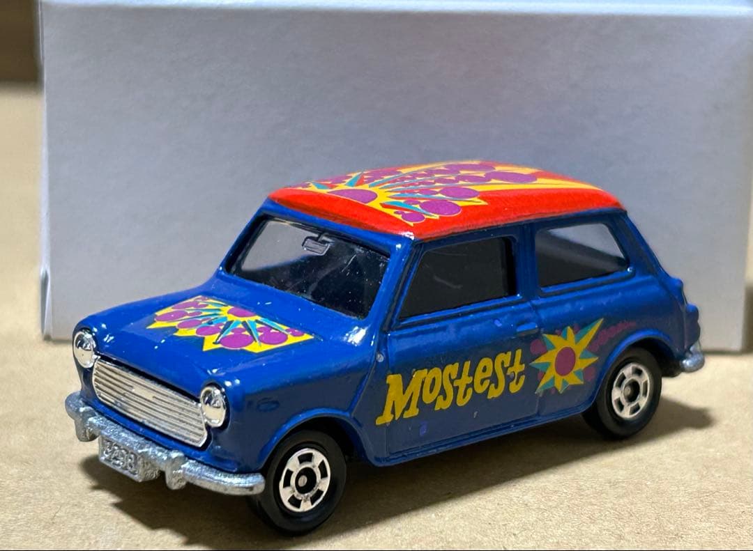トミカ ミニクーパー トラフィック特注 ポップアート 群青色/赤ルーフ