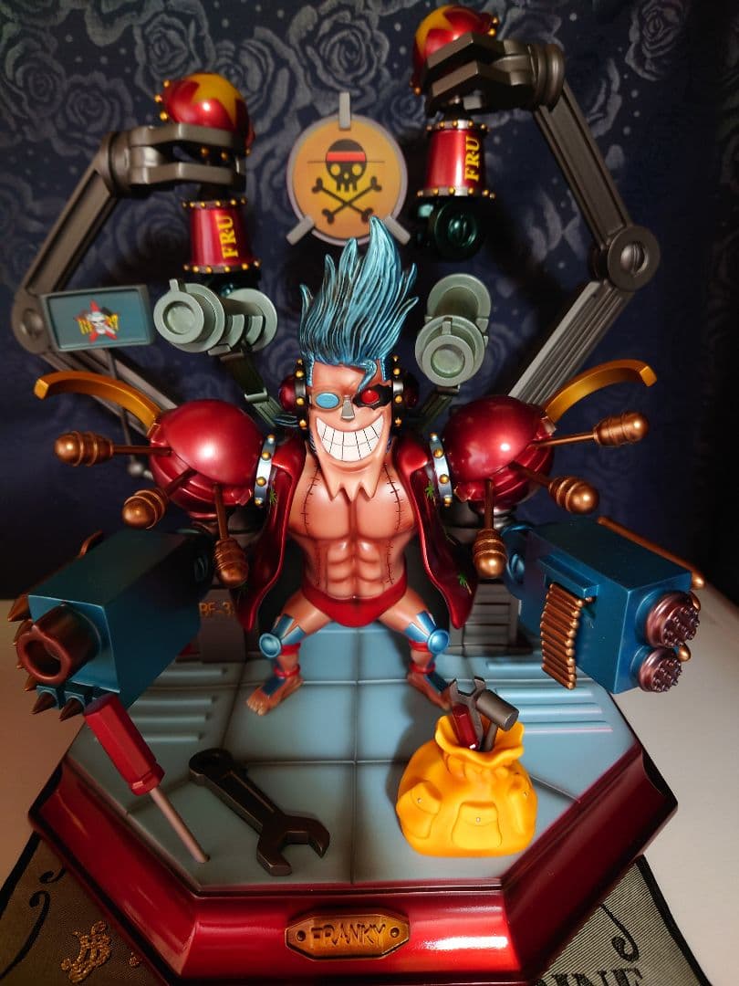 ONEPIECE ワンピース　フランキー ガレージキット 海外正規品