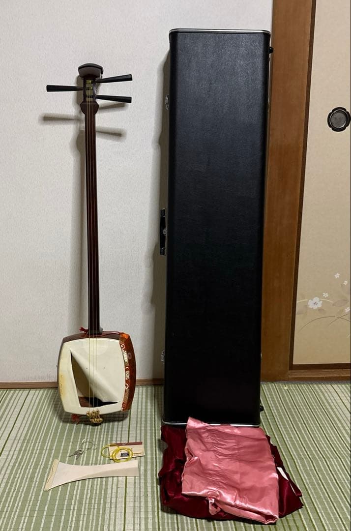 三味線　バチ　三絃駒　ハードケース 　和楽器　弦楽器　皮破れ