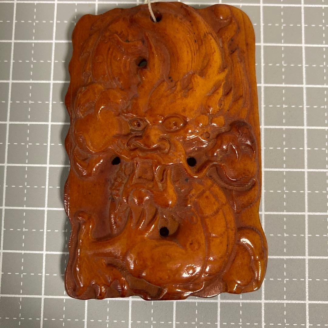 天然素材　龍彫刻　根付　提げ物