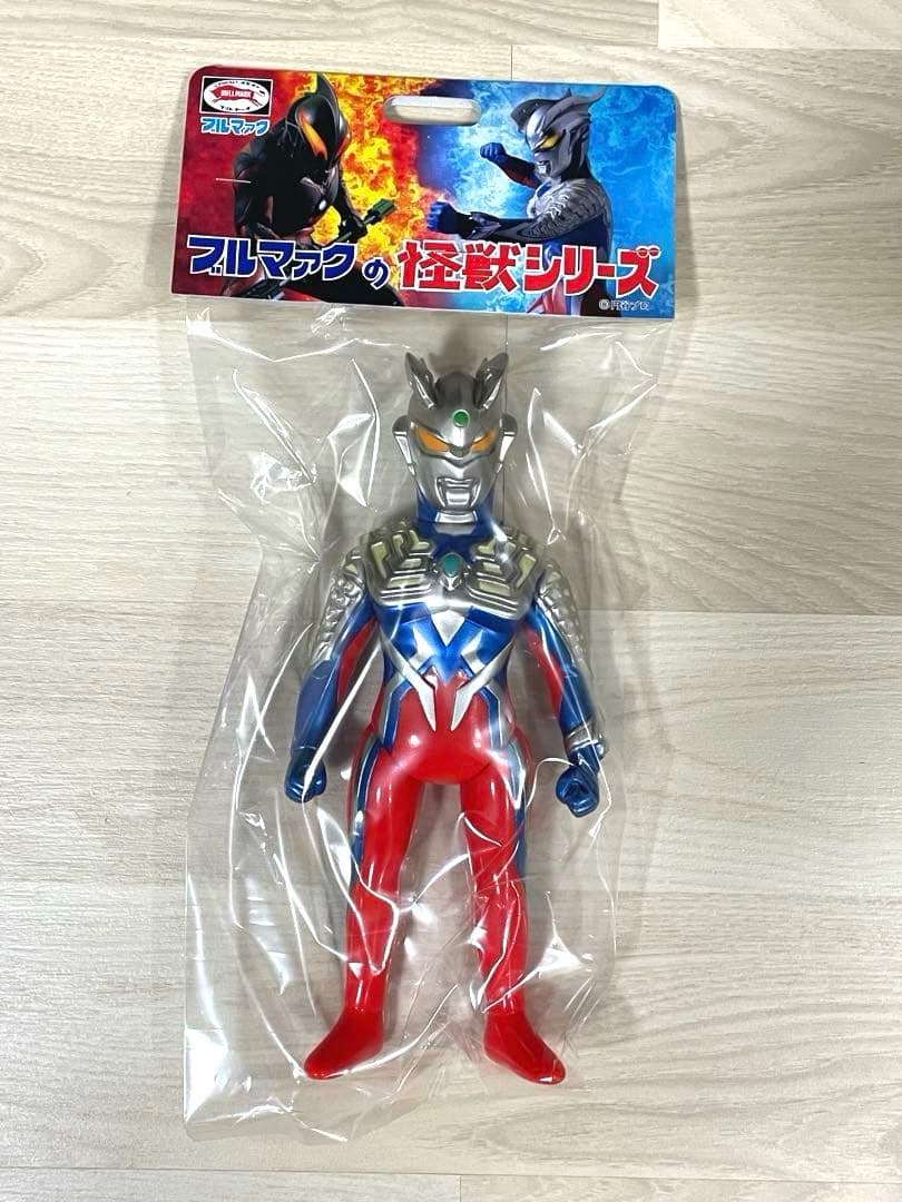 ウルトラマンゼロ　ツブラヤストア限定　ブルマァク ブルマァク ウルトラマンゼロ（TSUBURAYA限定カラー）Ver.2