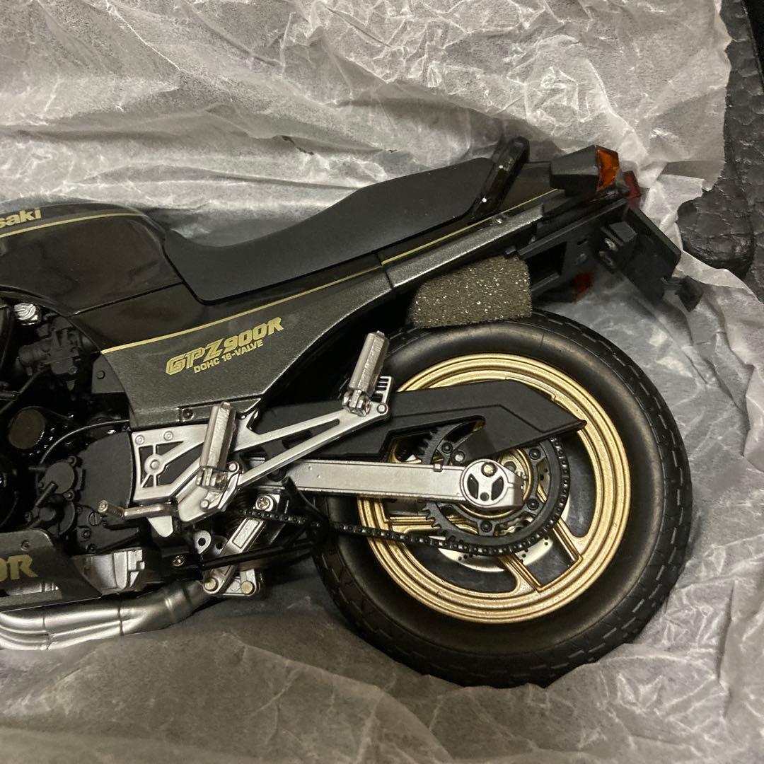 マイルストーン 1/12 バイク カワサキ GPz900 キリン 東本昌平 - メルカリ