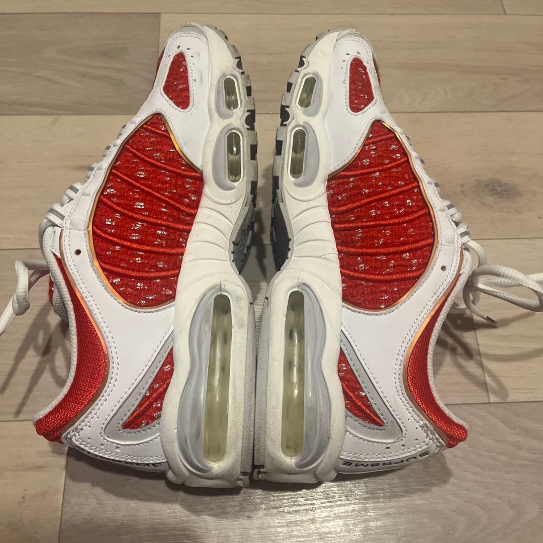 Supreme × Nike Air Max Tailwind 4 \"Red\"