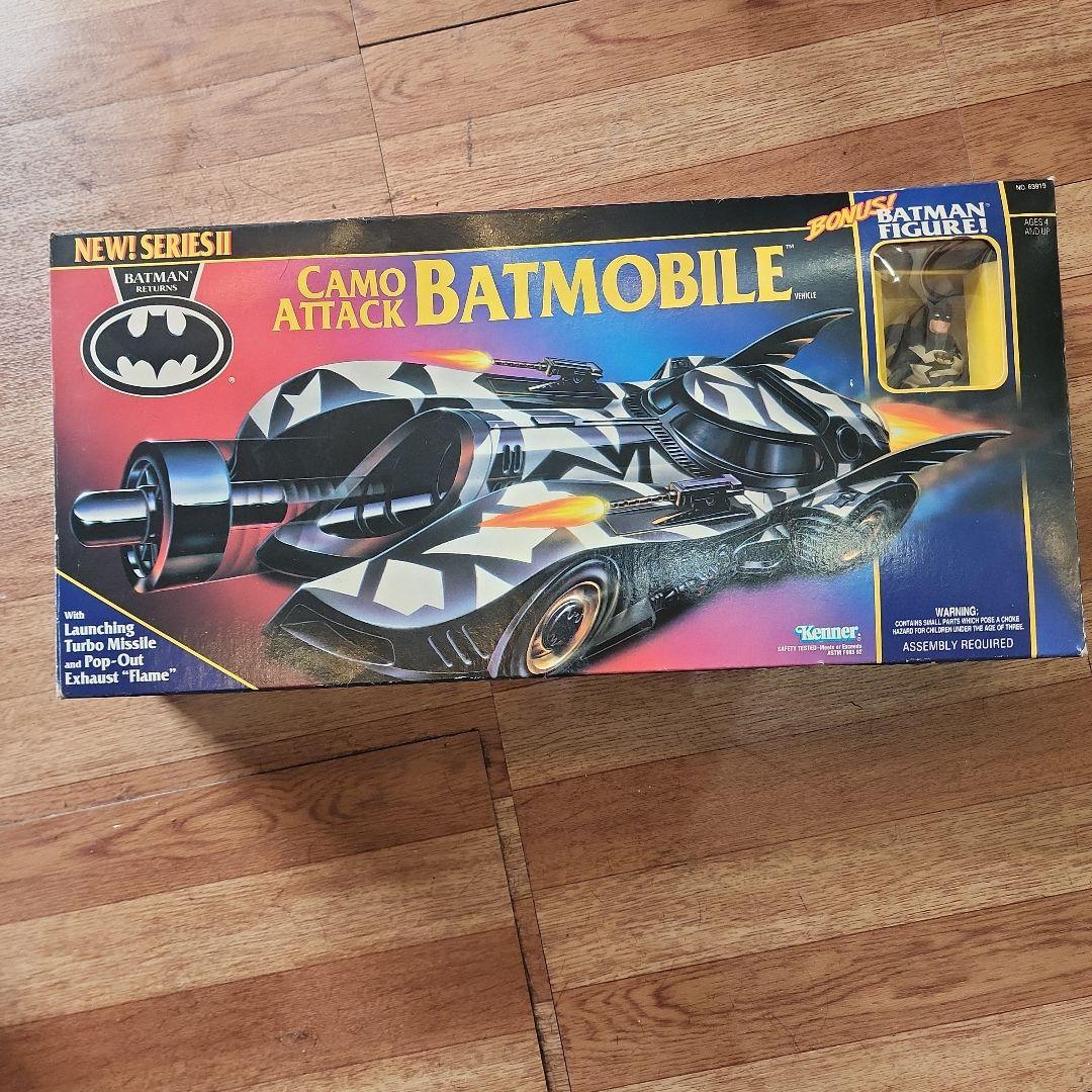 ケナー　カモアタック　バットモービル 　バットマンリターンズ　国内未発売　未使用 ミニカー 1/6超巨大 1989年 バットマンリターンズ バットモービル 全長