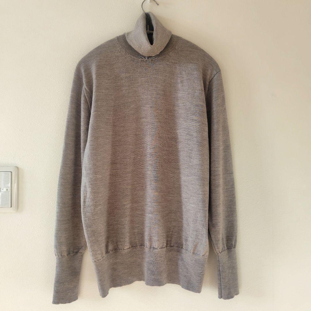 新品未使用　スピックアンドスパン　18Gタートルネック プルオーバー　ベージュ