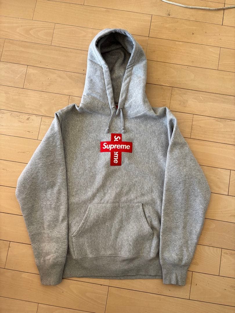 しらたまSupreme シュプリーム パーカー クロスボックスロゴ