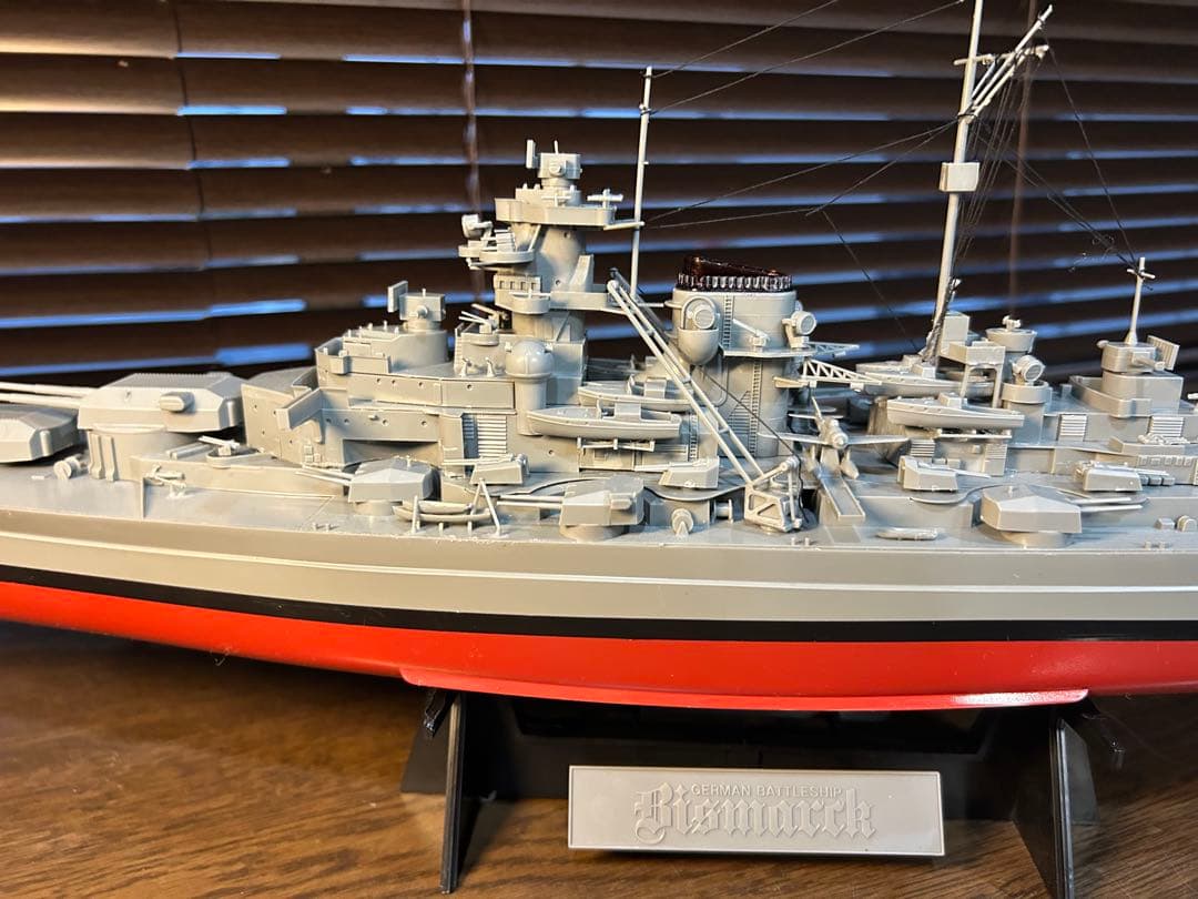 ビスマルク高速戦艦ドイツ1/350世界最強の戦艦一撃でフッド戦艦を撃沈