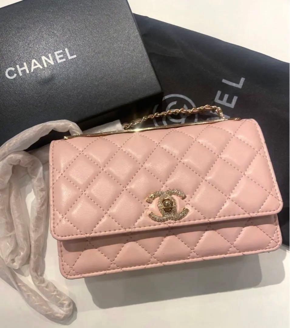 シャネル⭐︎ラインストーンチェーンウォレットピンク　ノベルティ CHANEL（シャネル） チェーンウォレット レディース ココマーク ピンク