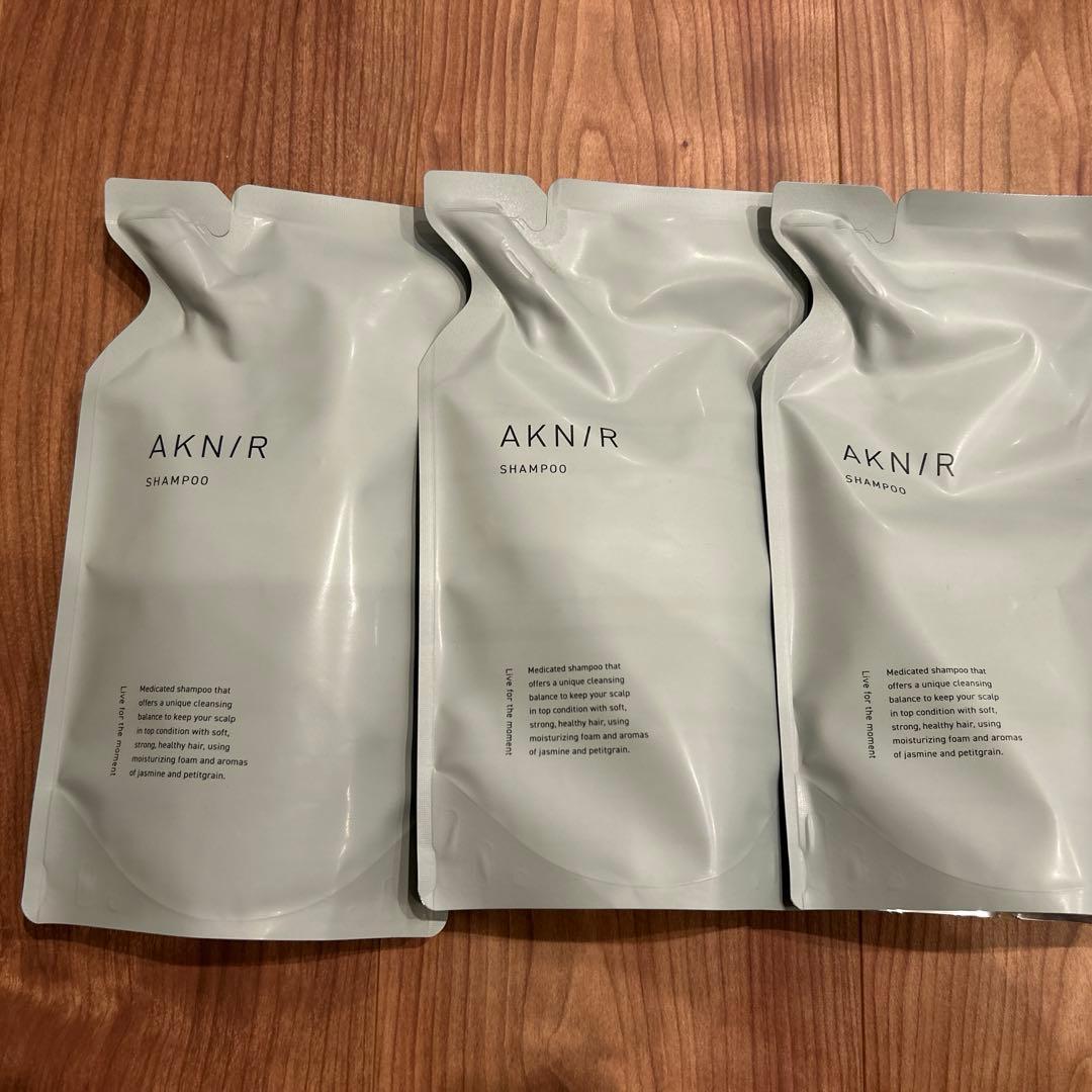 AKNIR アクニー薬用ヘアシャンプー　詰替　新品３個