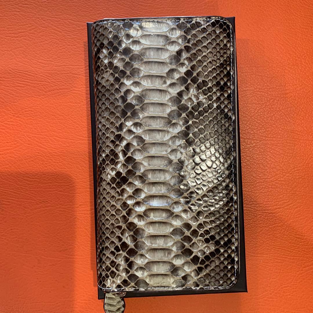 本物のパイソンレザー 長財布