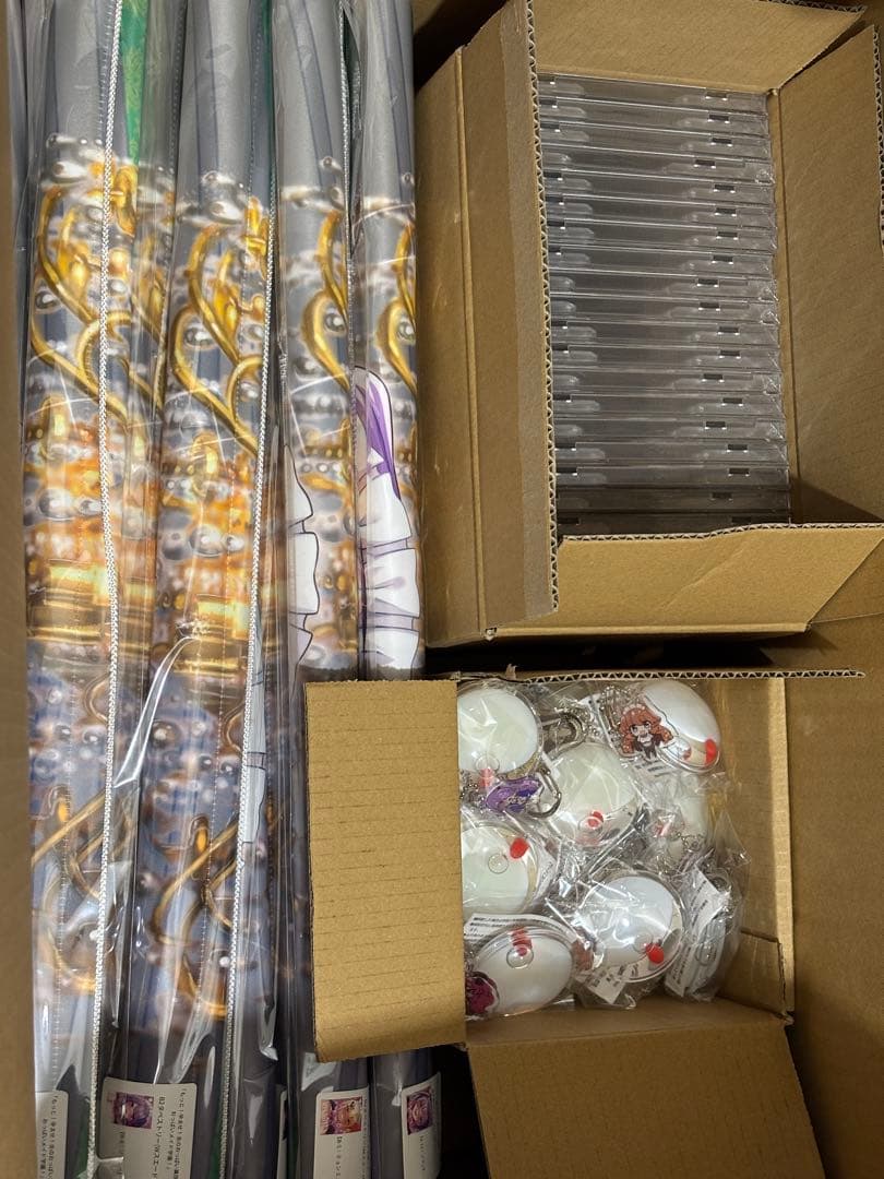 C105 みるくふぁくとりー親子 タペストリーCDキーホルダー 22種 セット C106 みるくふぁくとりー タペストリー 全5種＋会場特典セット - メルカリ