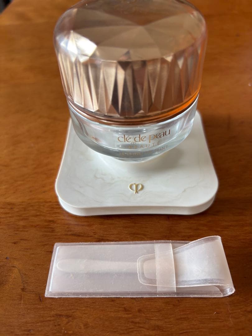 クレドポーボーテ ルフォンドゥタンn オークル20 空き容器 - メルカリ