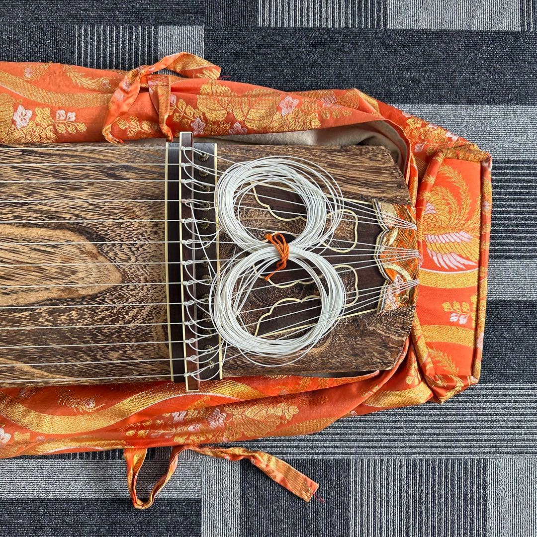 和楽器　箏　琴