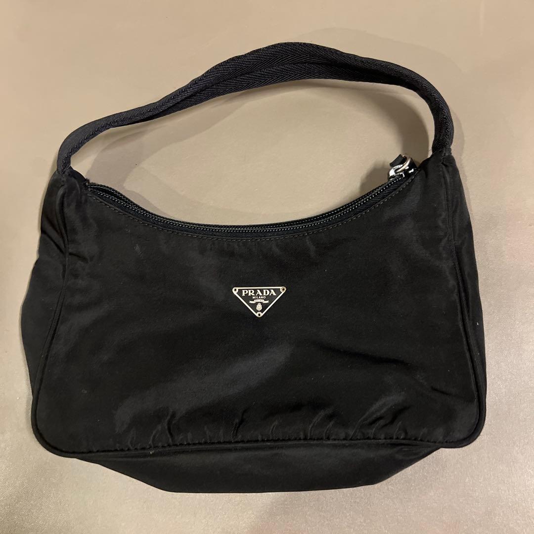 PRADA ナイロンアクセサリーポーチ　ホーボーバッグ　ミニバッグ