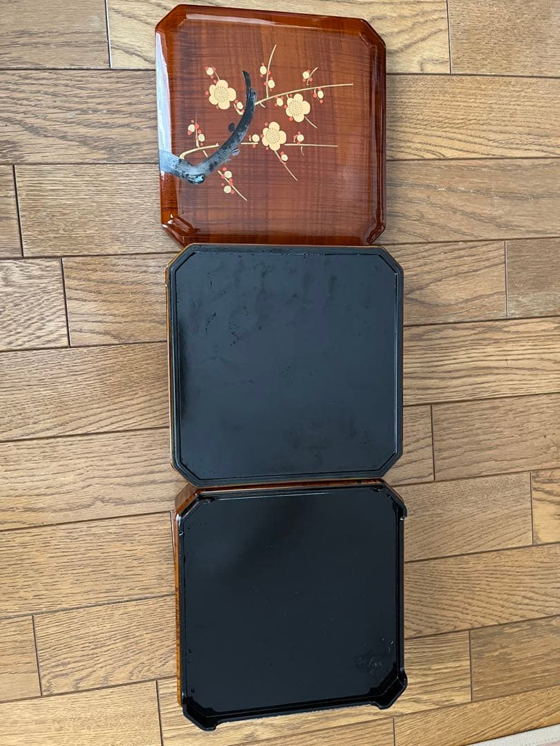 漆器二段重箱 梅の花デザイン - メルカリ