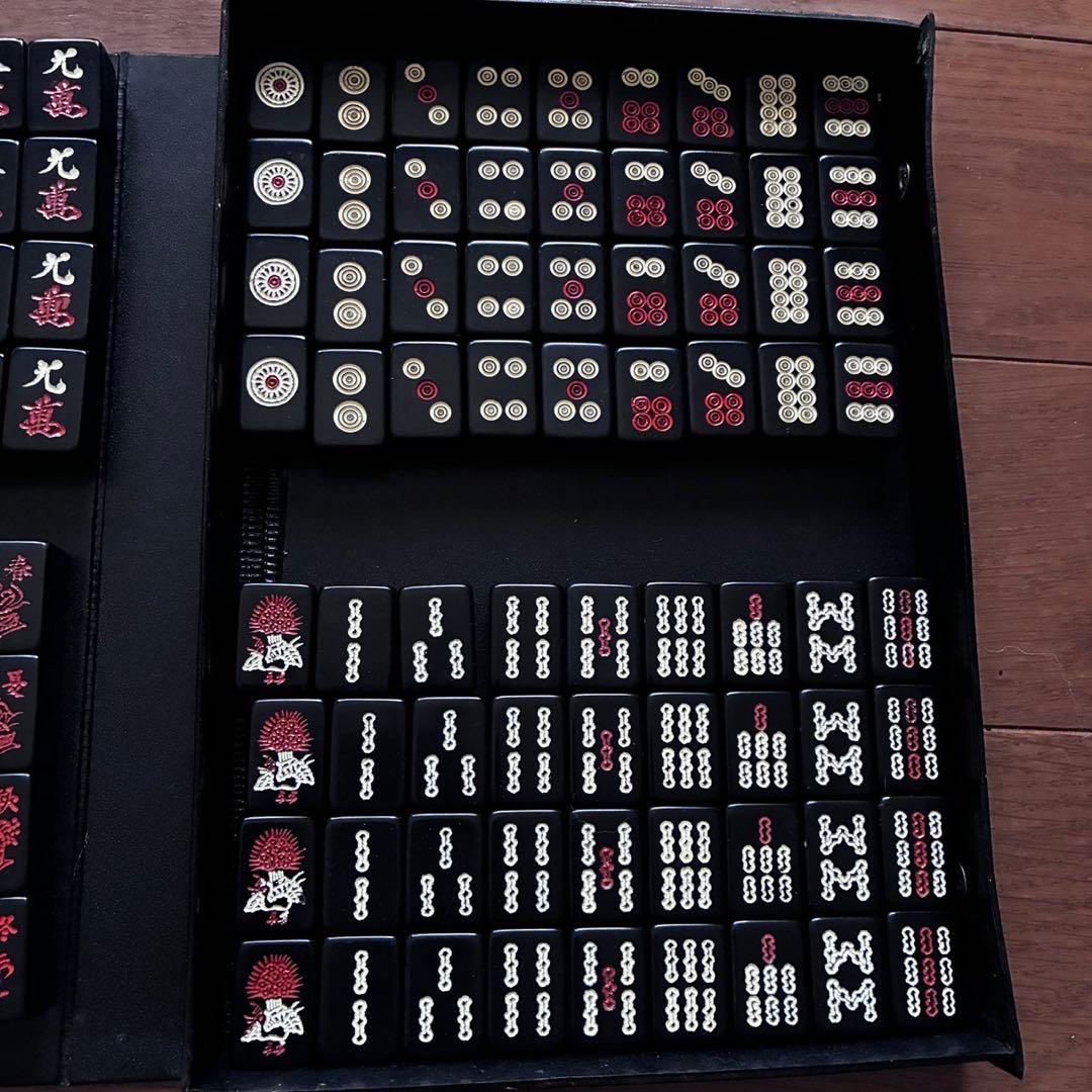 麻雀牌セット 伝統的デザイン 黒赤 マージャン 黒牌 ヴィンテージ