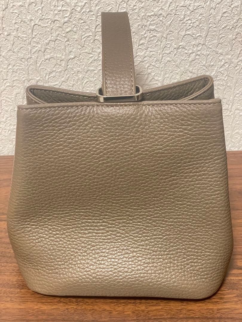 ★新品未使用★ Hush Tug ハッシュタグ　巾着レザーバッグ トープ