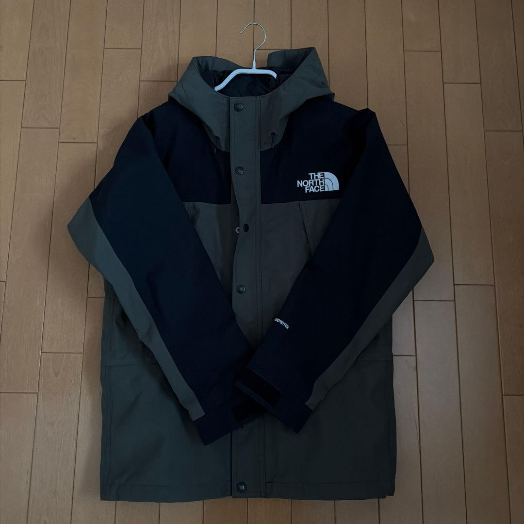 THE NORTH FACE マウンテンライトジャケット np11834