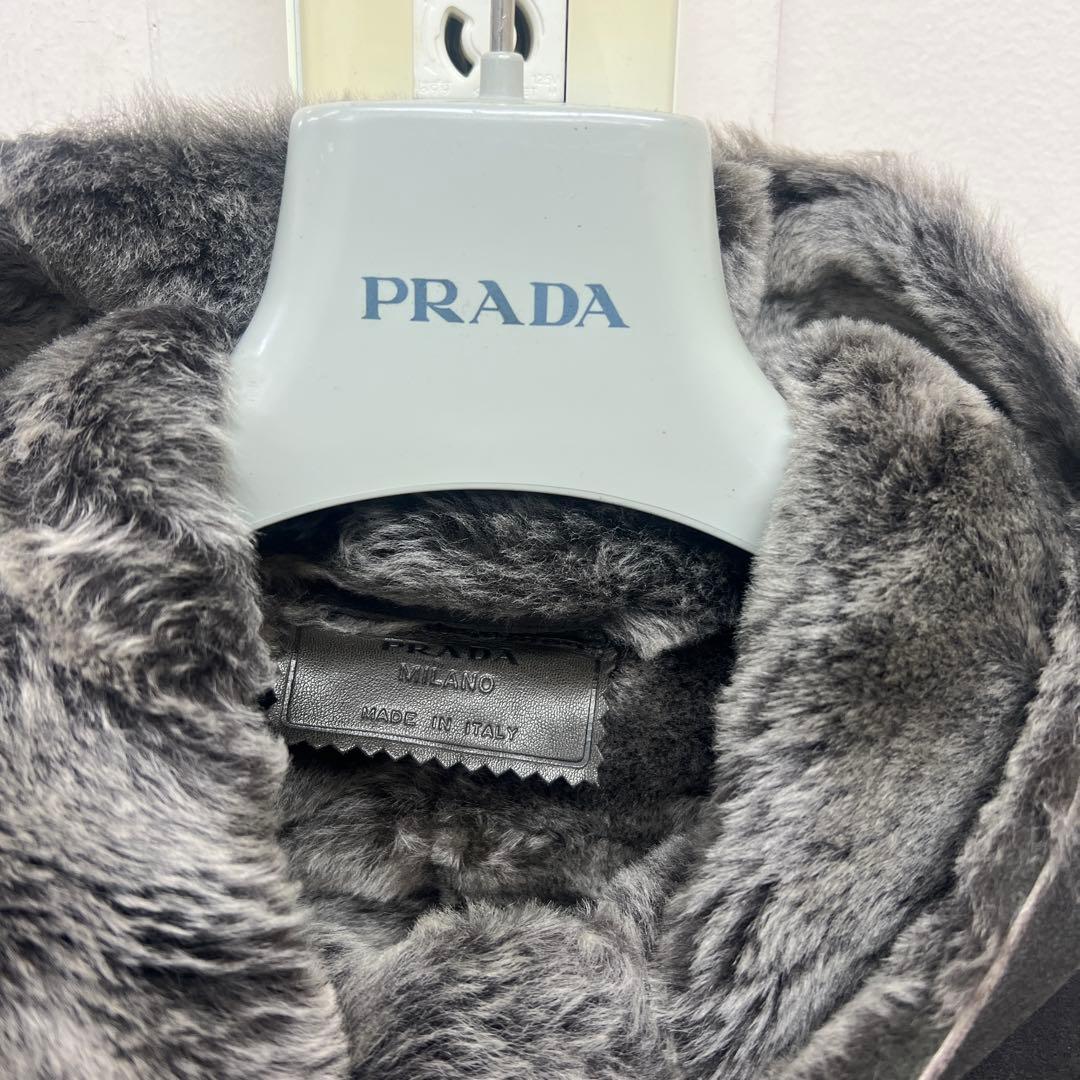 J*1様 超高級世界数枚生産丸の内店購入PRADAムートンハーフコート46