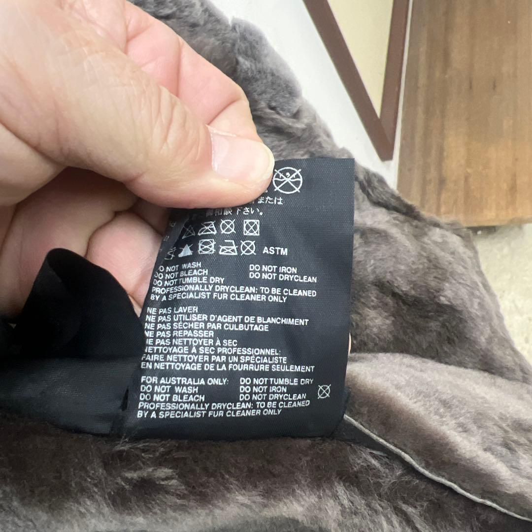 J*1様 超高級世界数枚生産丸の内店購入PRADAムートンハーフコート46