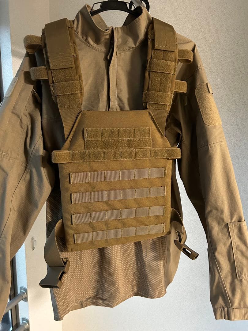 プレートキャリア＋ソフトアーマー＋コンシャツ