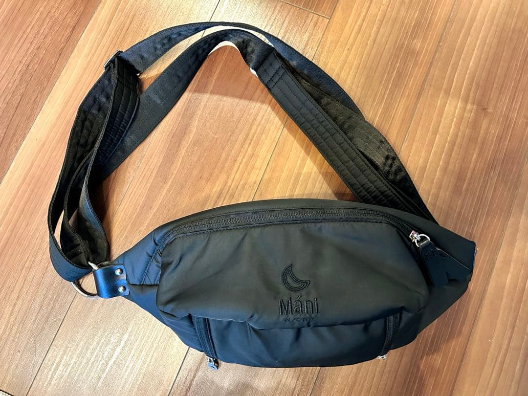 【新品】N/ORN Marni ノルンマーニ　抱っこバッグ　ヒップシート ノルンマーニ（N/ORN Mani）ショルダーバッグ×ヒップシート 簡単コンパクト