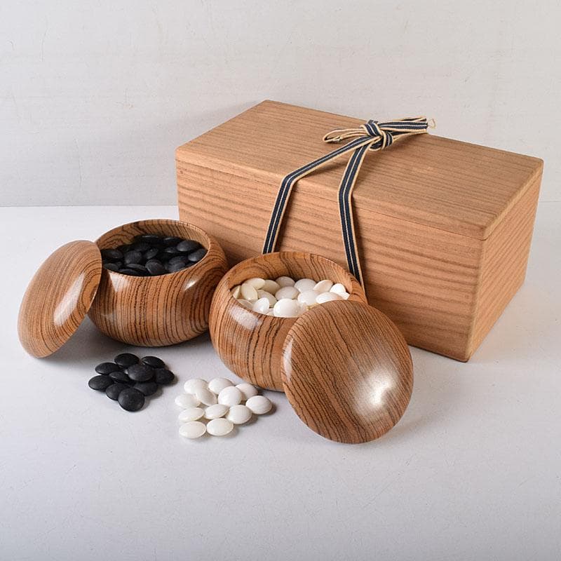 くずもち　碁石　本蛤碁石　那智黒碁石　碁笥　一套　時代箱付　M　R8687 黒木碁石店 本蛤碁石 厳選華印 32号 | 前川榧碁盤店