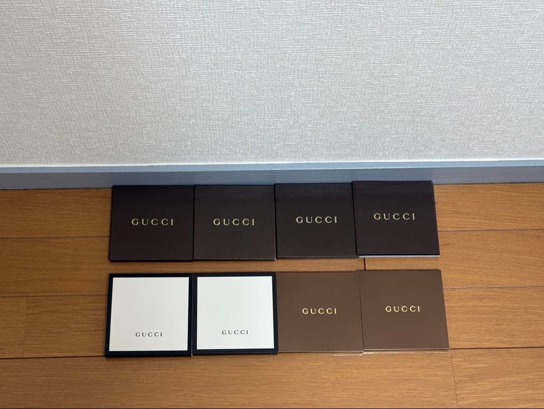 GUCCI 時計　説明書　冊子　8冊
