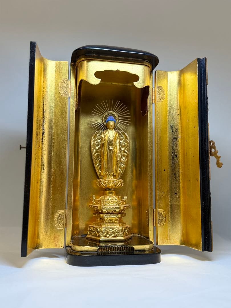 W 仏教具 厨子 阿弥陀如来仏像 金彩