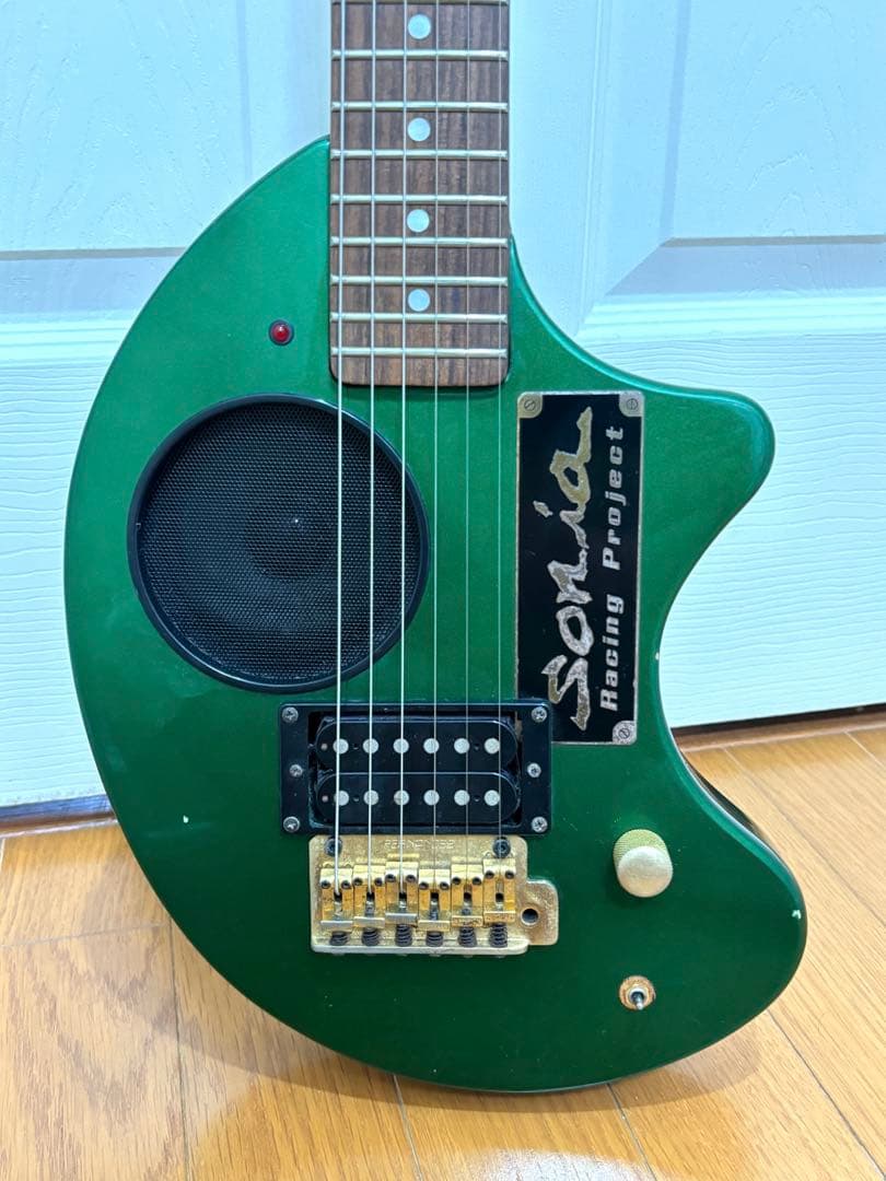 良品】ZO-3 芸達者 グリーン アンプ内蔵ミニギター ぞうさん 送料無料