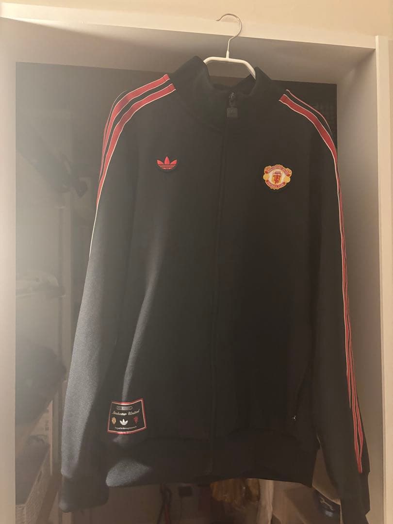 トラックジャケット（マンチェスターユナイテッド）