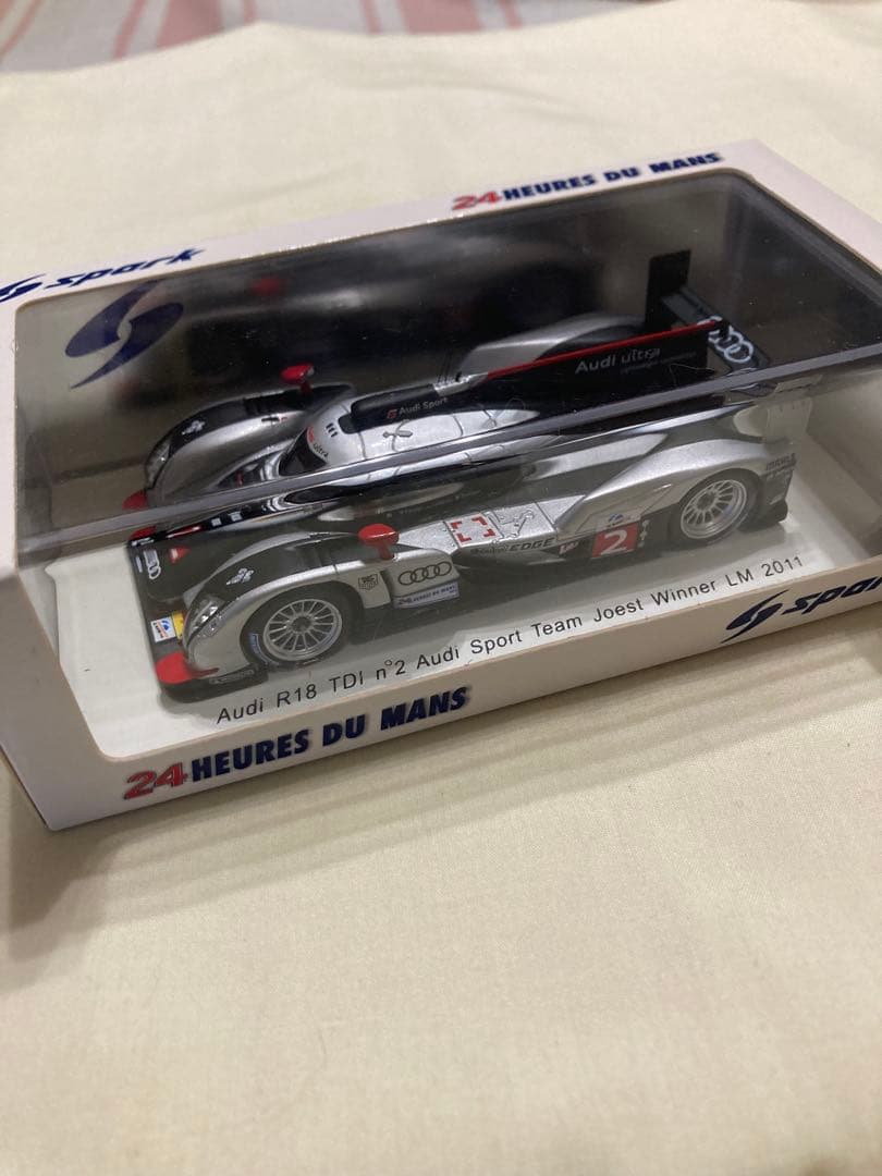 スパーク 1/43 アウディ R18 TDI LM2011 No.2 優勝