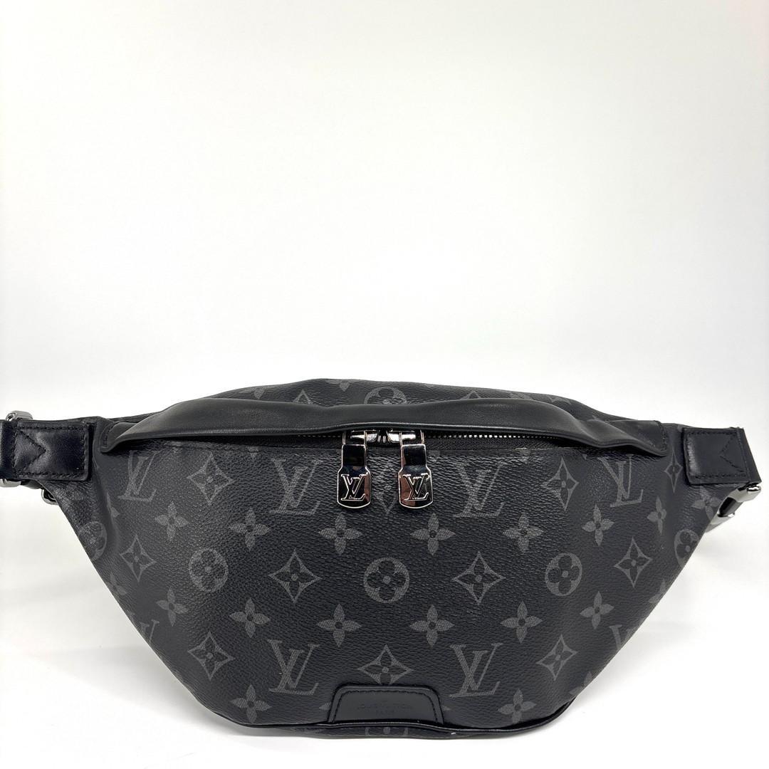 新品同様 ルイヴィトン モノグラム エクリプス ディスカバリー バムバッグ