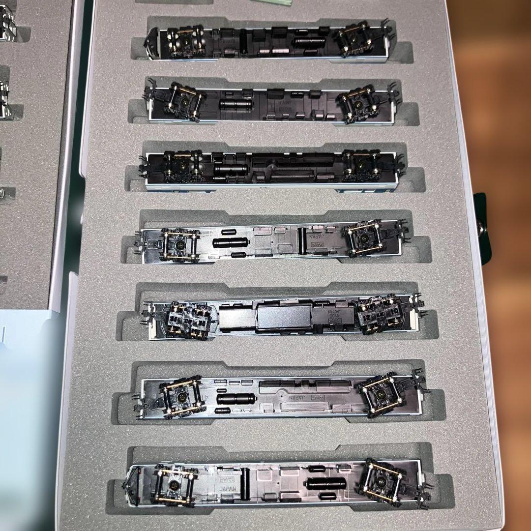 KATO 10−426.427 189系 基本、増結セット11両 - メルカリ