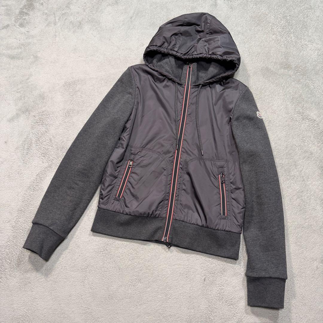 モンクレール MAGLIA スウェット切替ナイロンジャケット グレー M