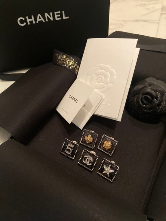 CHANEL シャネル　ブローチ　5個セット