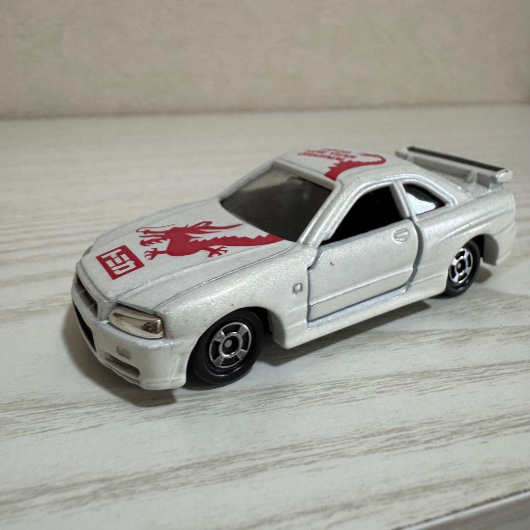 トミカ 2000年はっぴいプレゼント 当選 日産 スカイラインGT-R (R34