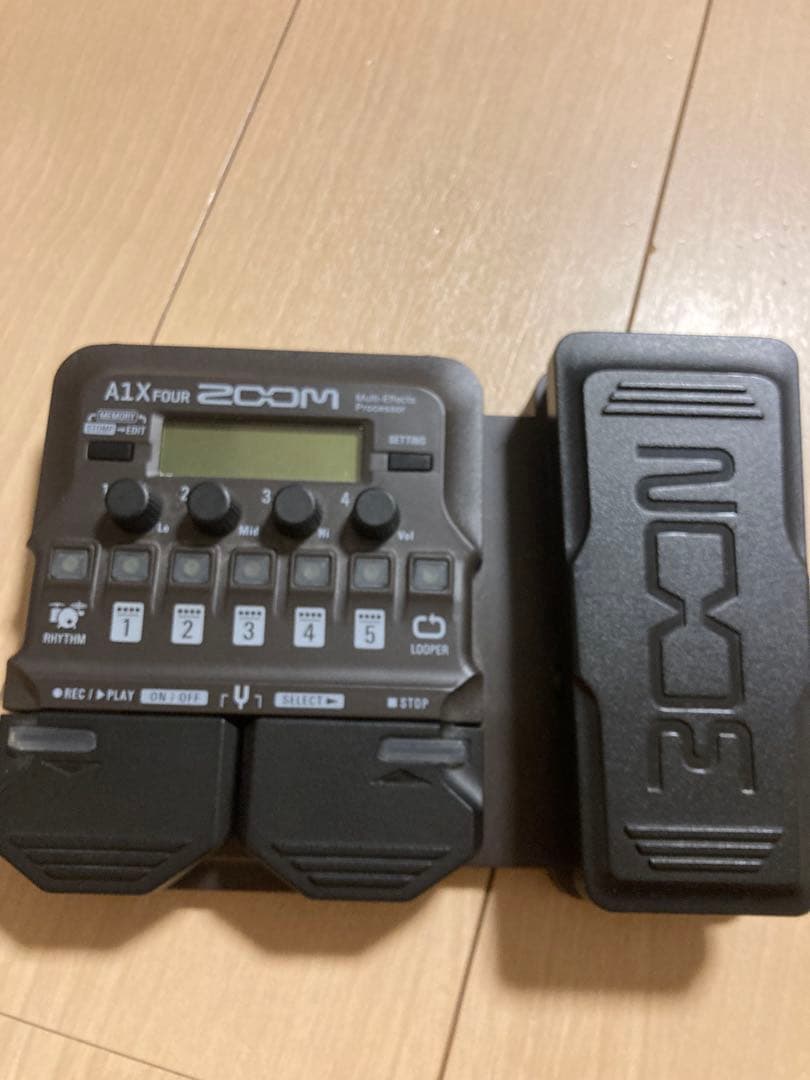 ZOOM A1X FOUR マルチエフェクター