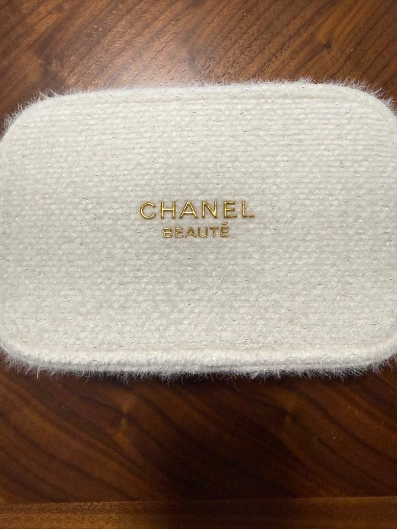 シャネル エッセンシャル ケア セット