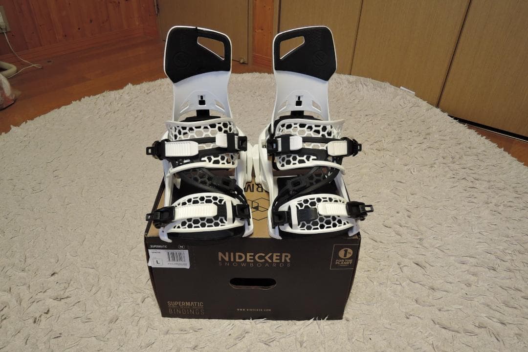 NIDECKER SUPERMATIC size:L ホワイト