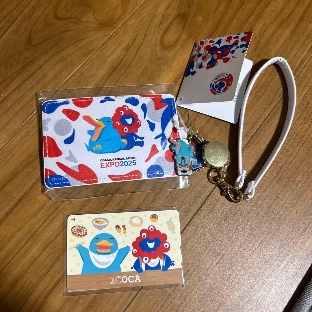 大阪万博 ミャクミャク イコちゃん icoc合皮パスケース セット　値下げ 万博会場限定】ICOCA・ミャクミャク イコちゃん 合皮パスケース セット