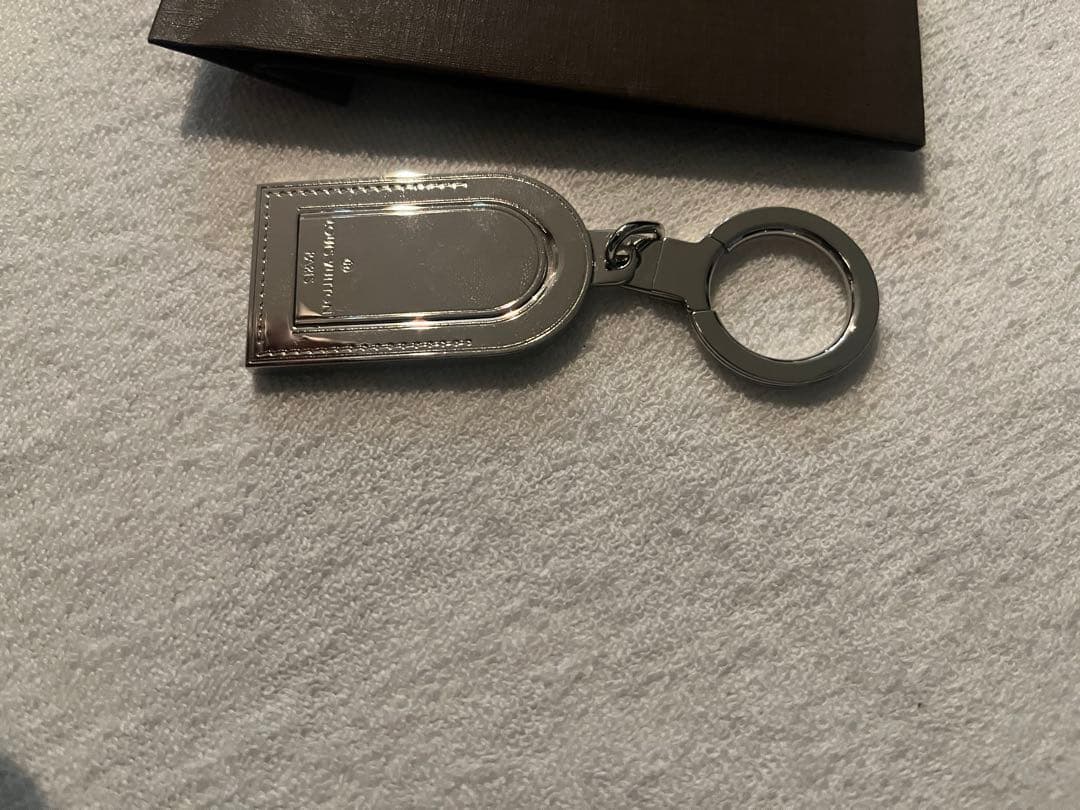 LOUIS VUITTON キーリング メタル製
