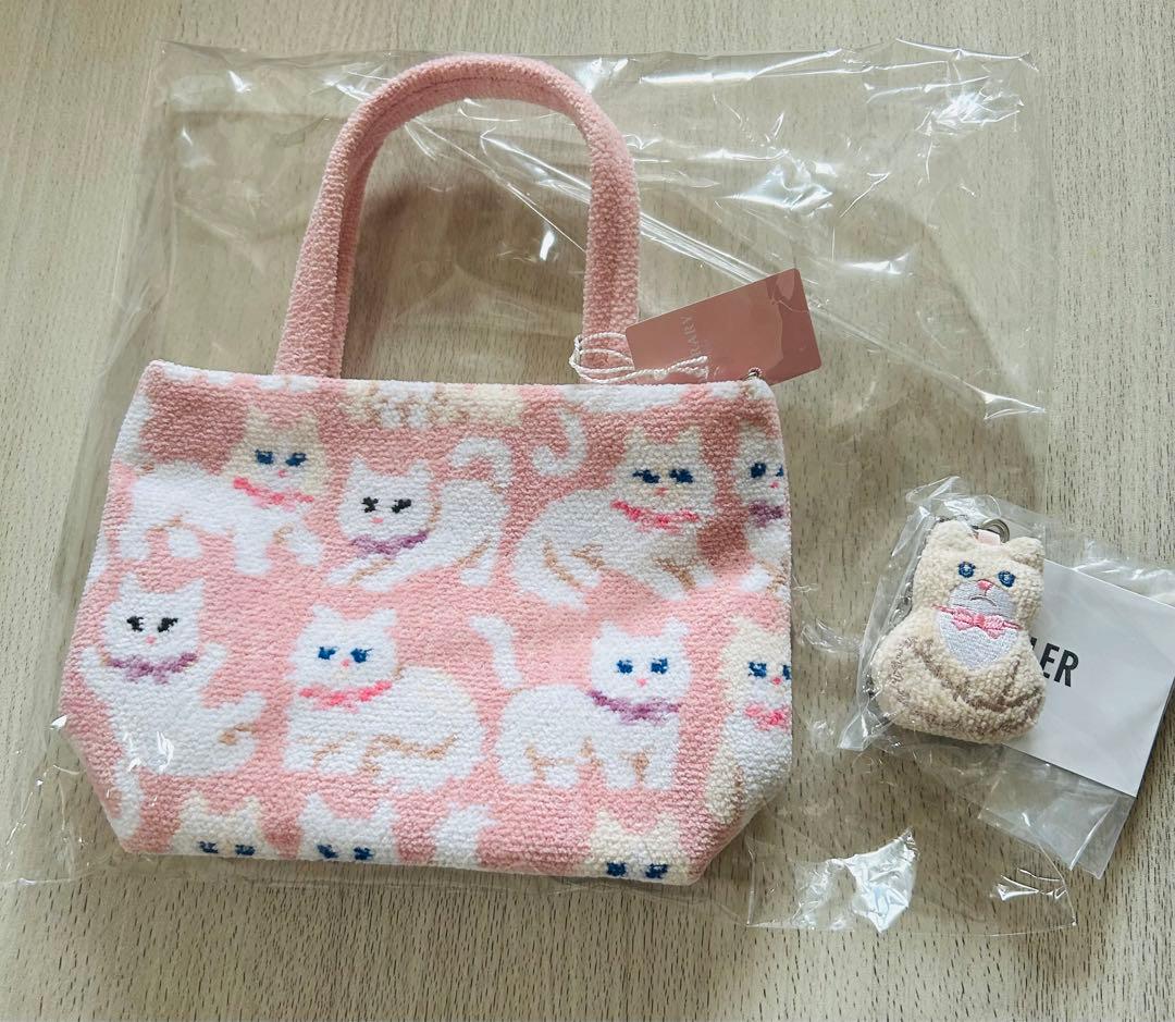 ラブリーバイフェイラー モフモフネコチャン トートバック&チャーム