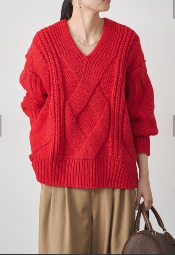 今期　新品　LOUNGE DRESS ラウンジドレス　ケーブルVニット　赤