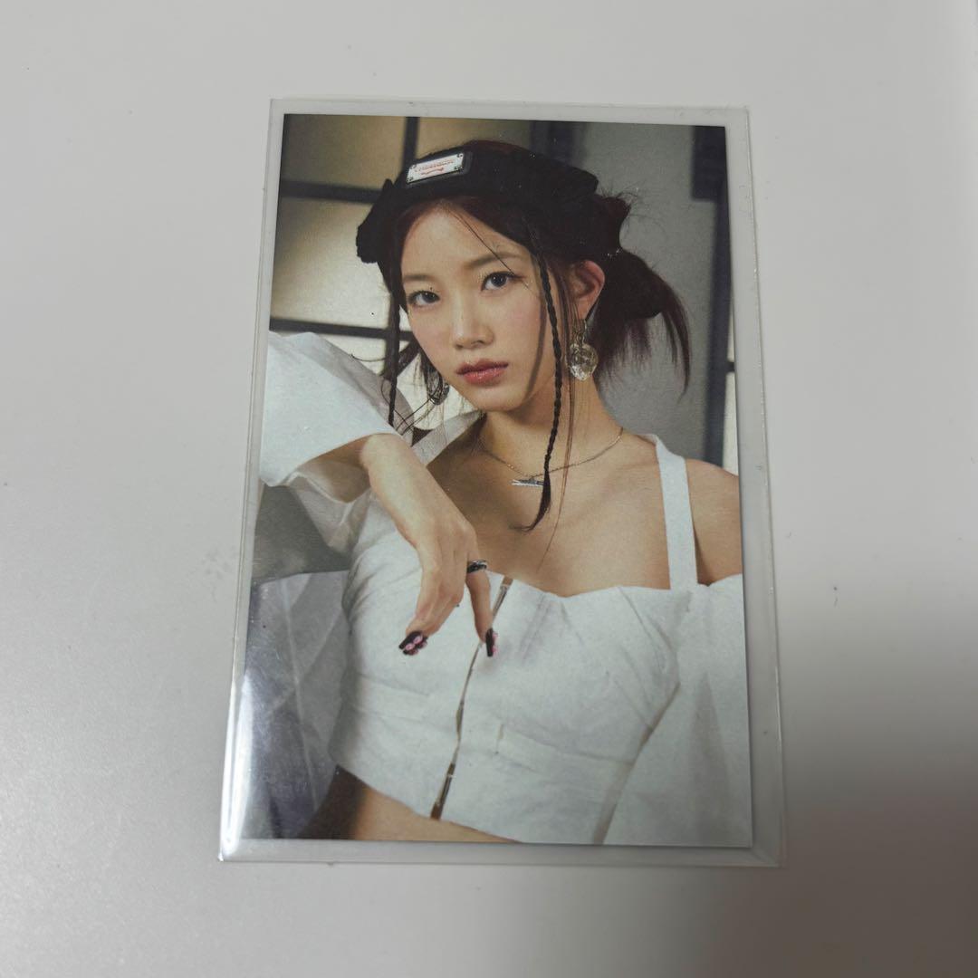 新品未使用】LESSELAFIM ルセラ ルセラフィム カズハ トレカ 特典