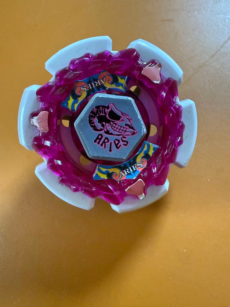 メタルファイトベイブレード クレイアリエスED145B クレイアリエスED145B メタルファイトベイブレード 当時品 - メルカリ